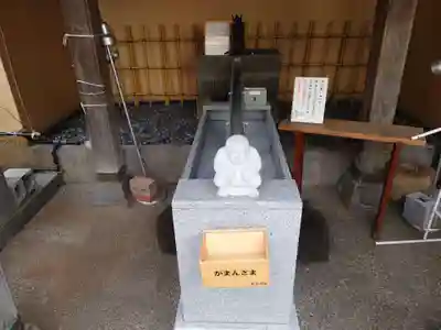 菊名神社の手水舎