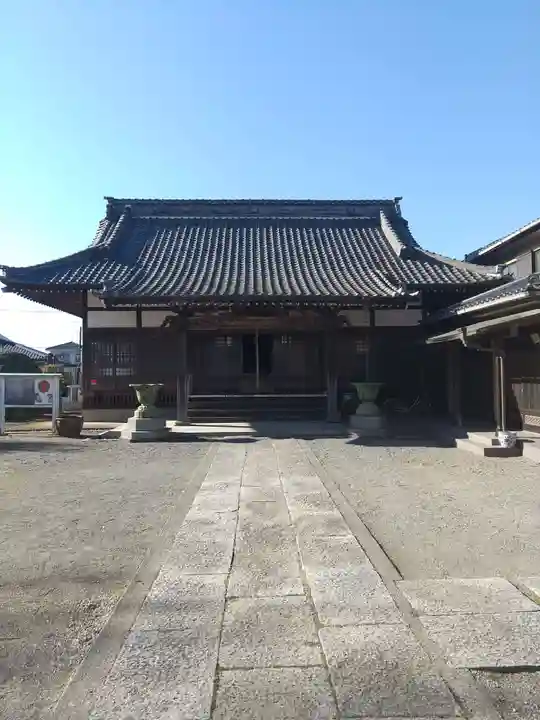 東曜寺の本殿・本堂