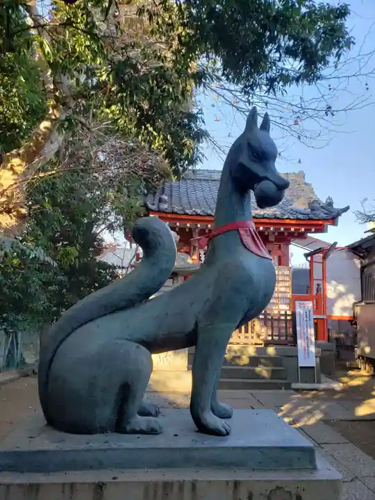 藤神稲荷神社の狛犬