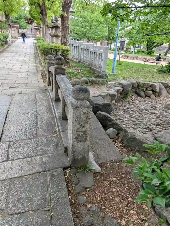高津宮の{uncategorized: "未分類", other: "その他", undefined: "問題あり", building: "その他建物", grave: "お墓", sacred_gate: "鳥居", guardian: "狛犬", statue: "像", buddha: "仏像", history: "歴史", nature: "自然", garden: "庭園", animal: "動物", pagoda: "塔", temizu: "手水舎", mountain_gate: "山門・神門", sanctuary: "本殿・本堂", subordinate: "末社・摂社", art: "芸術", scenery: "景色", jizo: "地蔵", ema: "絵馬", goshuin: "御朱印", omikuji: "おみくじ", items: "授与品その他", amulet: "お守り", goshuincho: "御朱印帳", eats: "食事", festival: "お祭り", votive_dance: "神楽", shichigosan: "七五三参", wedding: "結婚式", experience: "体験その他", initially: "初詣", around: "周辺", anti_infection: "感染症対策"}
