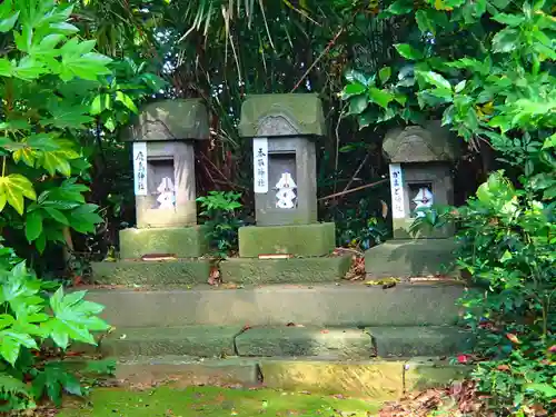 神崎神社の末社