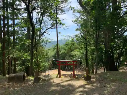 詞具都智神社の鳥居