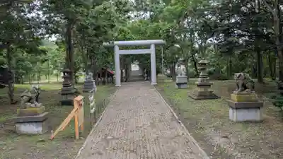 遠別神社の庭園