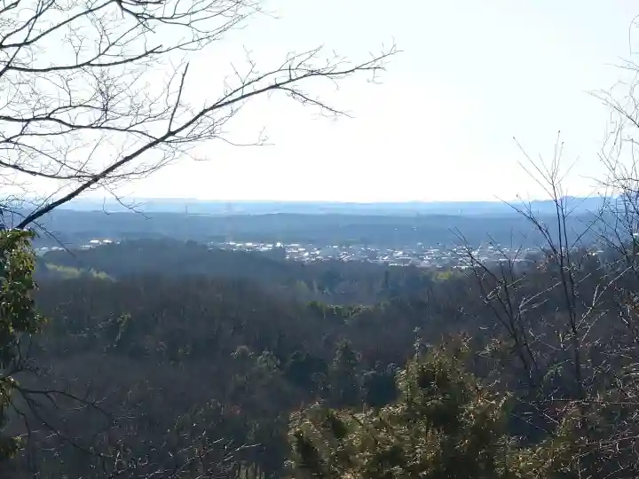 伊古乃速御玉比売神社奥宮の{uncategorized: "未分類", other: "その他", undefined: "問題あり", building: "その他建物", grave: "お墓", sacred_gate: "鳥居", guardian: "狛犬", statue: "像", buddha: "仏像", history: "歴史", nature: "自然", garden: "庭園", animal: "動物", pagoda: "塔", temizu: "手水舎", mountain_gate: "山門・神門", sanctuary: "本殿・本堂", subordinate: "末社・摂社", art: "芸術", scenery: "景色", jizo: "地蔵", ema: "絵馬", goshuin: "御朱印", omikuji: "おみくじ", items: "授与品その他", amulet: "お守り", goshuincho: "御朱印帳", eats: "食事", festival: "お祭り", votive_dance: "神楽", shichigosan: "七五三参", wedding: "結婚式", experience: "体験その他", initially: "初詣", around: "周辺", anti_infection: "感染症対策"}