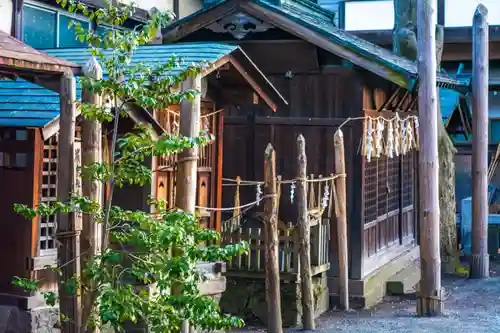 八剣神社の末社