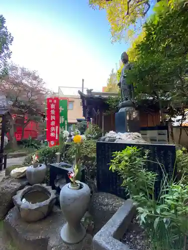 源覚寺の庭園