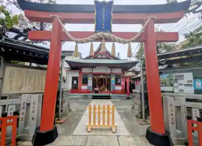 金刀比羅大鷲神社の{uncategorized: "未分類", other: "その他", undefined: "問題あり", building: "その他建物", grave: "お墓", sacred_gate: "鳥居", guardian: "狛犬", statue: "像", buddha: "仏像", history: "歴史", nature: "自然", garden: "庭園", animal: "動物", pagoda: "塔", temizu: "手水舎", mountain_gate: "山門・神門", sanctuary: "本殿・本堂", subordinate: "末社・摂社", art: "芸術", scenery: "景色", jizo: "地蔵", ema: "絵馬", goshuin: "御朱印", omikuji: "おみくじ", items: "授与品その他", amulet: "お守り", goshuincho: "御朱印帳", eats: "食事", festival: "お祭り", votive_dance: "神楽", shichigosan: "七五三参", wedding: "結婚式", experience: "体験その他", initially: "初詣", around: "周辺", anti_infection: "感染症対策"}