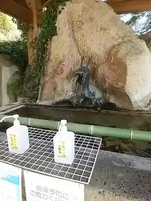 烏帽子山八幡宮の手水舎