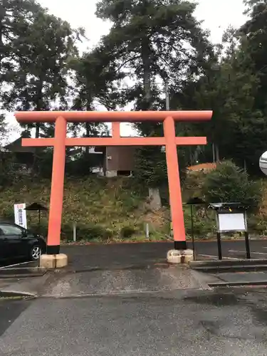 水玉稲荷神社の鳥居