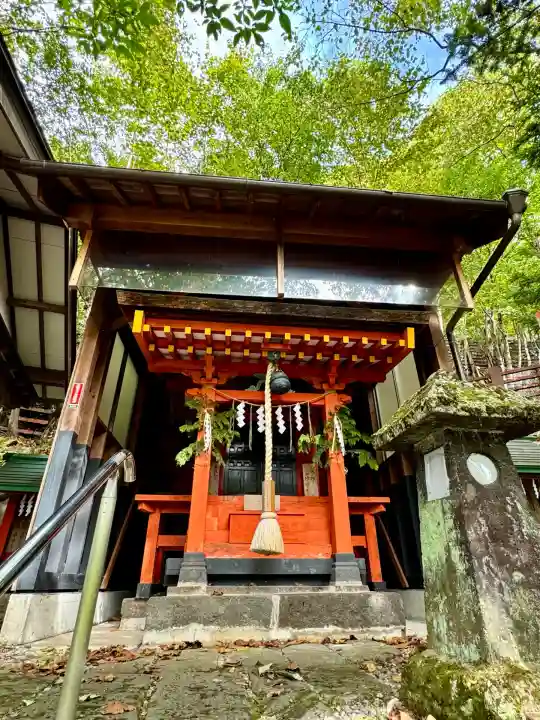湯元温泉神社(栃木県)