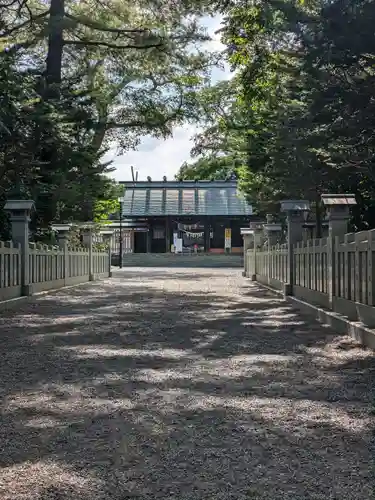 千歳神社の山門