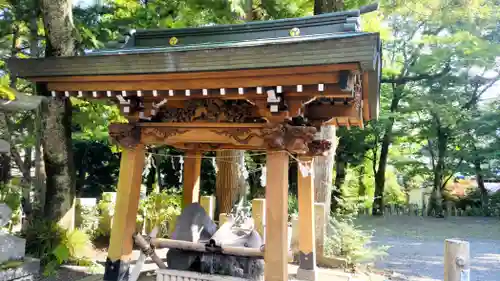 山中諏訪神社(山梨県)