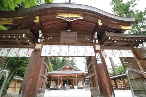 高麗神社の山門・神門