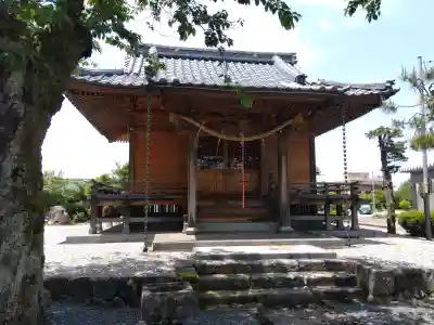 日吉神社の{uncategorized: "未分類", other: "その他", undefined: "問題あり", building: "その他建物", grave: "お墓", sacred_gate: "鳥居", guardian: "狛犬", statue: "像", buddha: "仏像", history: "歴史", nature: "自然", garden: "庭園", animal: "動物", pagoda: "塔", temizu: "手水舎", mountain_gate: "山門・神門", sanctuary: "本殿・本堂", subordinate: "末社・摂社", art: "芸術", scenery: "景色", jizo: "地蔵", ema: "絵馬", goshuin: "御朱印", omikuji: "おみくじ", items: "授与品その他", amulet: "お守り", goshuincho: "御朱印帳", eats: "食事", festival: "お祭り", votive_dance: "神楽", shichigosan: "七五三参", wedding: "結婚式", experience: "体験その他", initially: "初詣", around: "周辺", anti_infection: "感染症対策"}