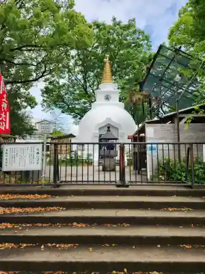 上野大佛の{uncategorized: "未分類", other: "その他", undefined: "問題あり", building: "その他建物", grave: "お墓", sacred_gate: "鳥居", guardian: "狛犬", statue: "像", buddha: "仏像", history: "歴史", nature: "自然", garden: "庭園", animal: "動物", pagoda: "塔", temizu: "手水舎", mountain_gate: "山門・神門", sanctuary: "本殿・本堂", subordinate: "末社・摂社", art: "芸術", scenery: "景色", jizo: "地蔵", ema: "絵馬", goshuin: "御朱印", omikuji: "おみくじ", items: "授与品その他", amulet: "お守り", goshuincho: "御朱印帳", eats: "食事", festival: "お祭り", votive_dance: "神楽", shichigosan: "七五三参", wedding: "結婚式", experience: "体験その他", initially: "初詣", around: "周辺", anti_infection: "感染症対策"}