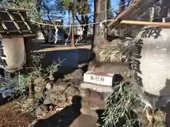 新田稲荷神社の建物その他