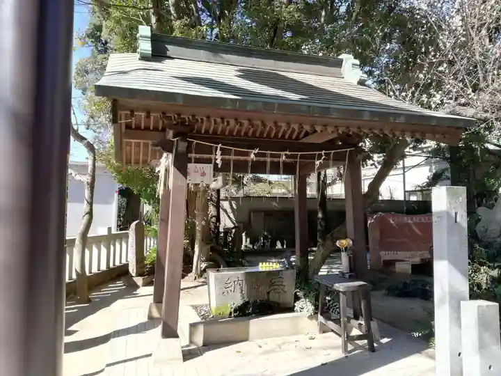 柏諏訪神社の手水舎