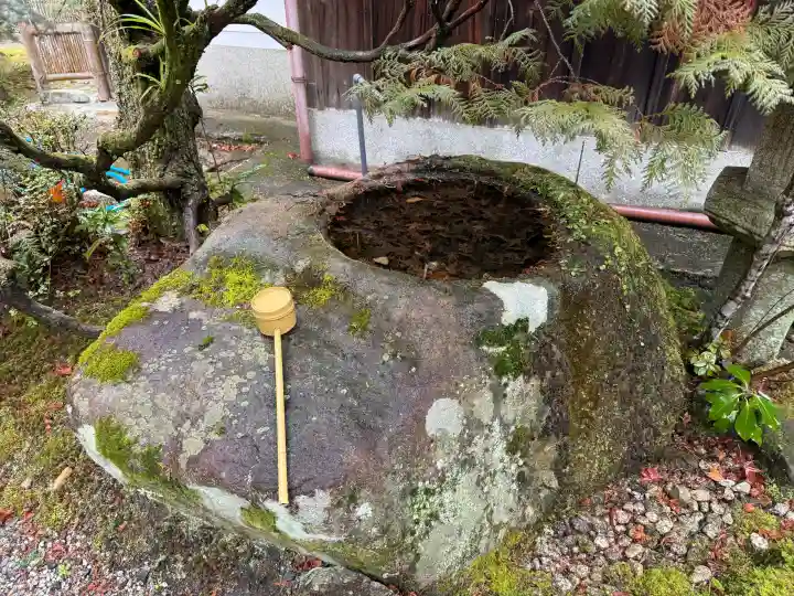 石山寺の{uncategorized: "未分類", other: "その他", undefined: "問題あり", building: "その他建物", grave: "お墓", sacred_gate: "鳥居", guardian: "狛犬", statue: "像", buddha: "仏像", history: "歴史", nature: "自然", garden: "庭園", animal: "動物", pagoda: "塔", temizu: "手水舎", mountain_gate: "山門・神門", sanctuary: "本殿・本堂", subordinate: "末社・摂社", art: "芸術", scenery: "景色", jizo: "地蔵", ema: "絵馬", goshuin: "御朱印", omikuji: "おみくじ", items: "授与品その他", amulet: "お守り", goshuincho: "御朱印帳", eats: "食事", festival: "お祭り", votive_dance: "神楽", shichigosan: "七五三参", wedding: "結婚式", experience: "体験その他", initially: "初詣", around: "周辺", anti_infection: "感染症対策"}