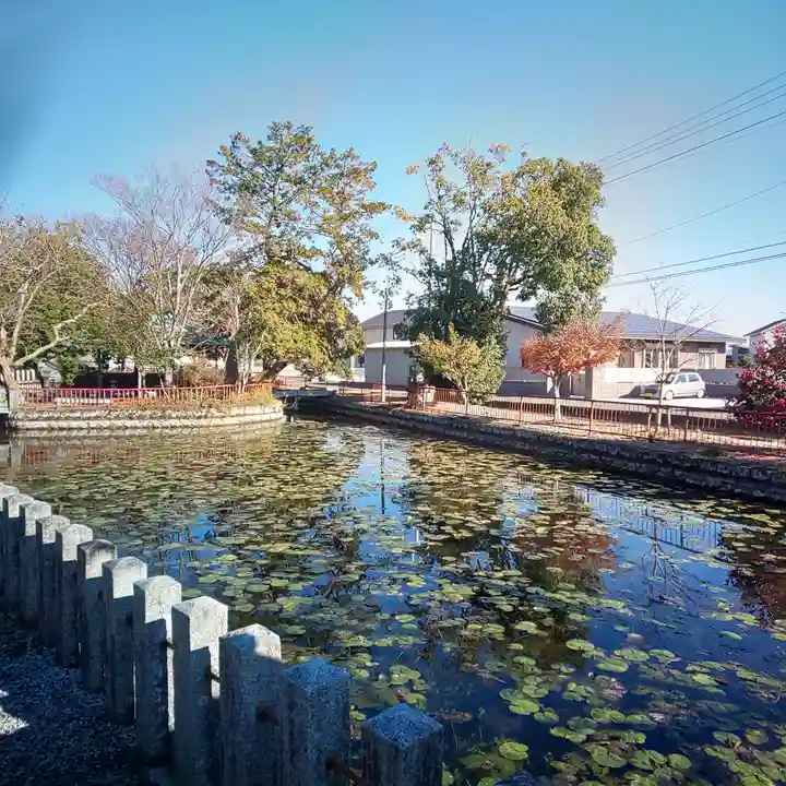 人丸神社(小中町)の庭園