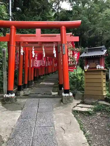 佐助稲荷神社の鳥居