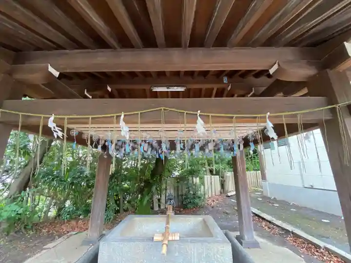 豊山八幡神社の手水舎