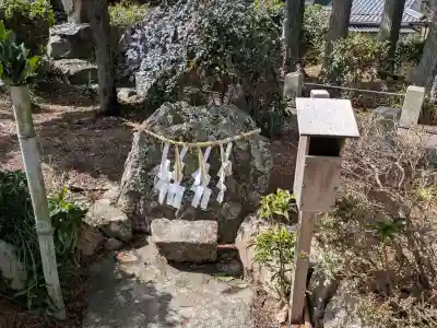 八坂神社の{uncategorized: "未分類", other: "その他", undefined: "問題あり", building: "その他建物", grave: "お墓", sacred_gate: "鳥居", guardian: "狛犬", statue: "像", buddha: "仏像", history: "歴史", nature: "自然", garden: "庭園", animal: "動物", pagoda: "塔", temizu: "手水舎", mountain_gate: "山門・神門", sanctuary: "本殿・本堂", subordinate: "末社・摂社", art: "芸術", scenery: "景色", jizo: "地蔵", ema: "絵馬", goshuin: "御朱印", omikuji: "おみくじ", items: "授与品その他", amulet: "お守り", goshuincho: "御朱印帳", eats: "食事", festival: "お祭り", votive_dance: "神楽", shichigosan: "七五三参", wedding: "結婚式", experience: "体験その他", initially: "初詣", around: "周辺", anti_infection: "感染症対策"}