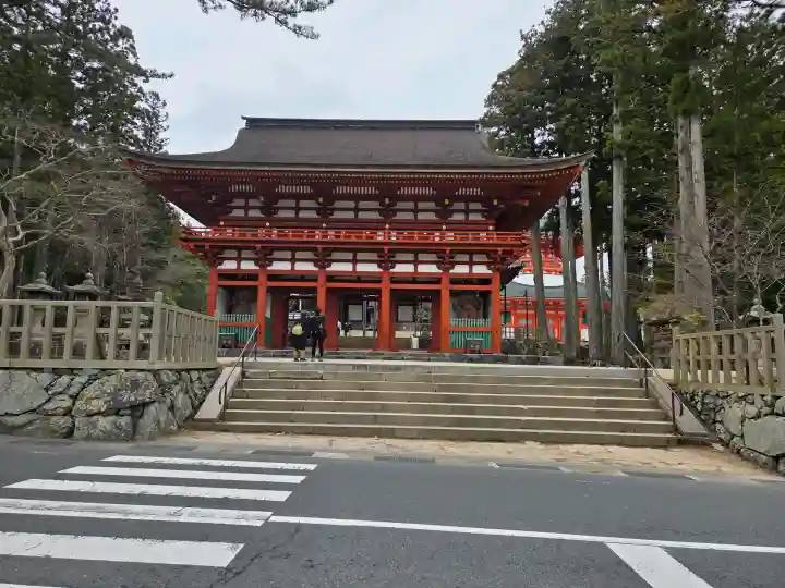 高野山金剛峯寺の{uncategorized: "未分類", other: "その他", undefined: "問題あり", building: "その他建物", grave: "お墓", sacred_gate: "鳥居", guardian: "狛犬", statue: "像", buddha: "仏像", history: "歴史", nature: "自然", garden: "庭園", animal: "動物", pagoda: "塔", temizu: "手水舎", mountain_gate: "山門・神門", sanctuary: "本殿・本堂", subordinate: "末社・摂社", art: "芸術", scenery: "景色", jizo: "地蔵", ema: "絵馬", goshuin: "御朱印", omikuji: "おみくじ", items: "授与品その他", amulet: "お守り", goshuincho: "御朱印帳", eats: "食事", festival: "お祭り", votive_dance: "神楽", shichigosan: "七五三参", wedding: "結婚式", experience: "体験その他", initially: "初詣", around: "周辺", anti_infection: "感染症対策"}