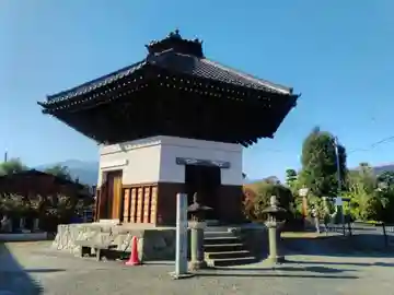 沢登六角堂の本殿・本堂