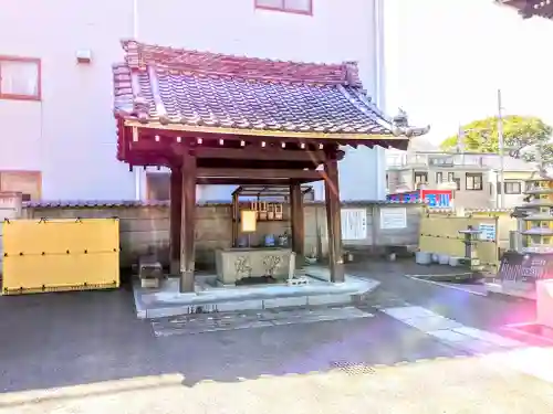 覚音寺の手水舎