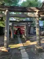稲荷神社(上目黒鎮座)の鳥居
