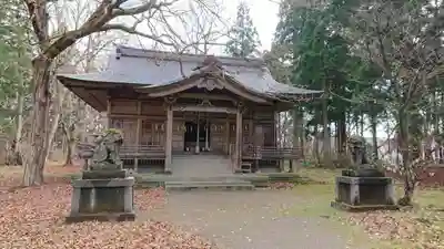 七座神社の本殿・本堂