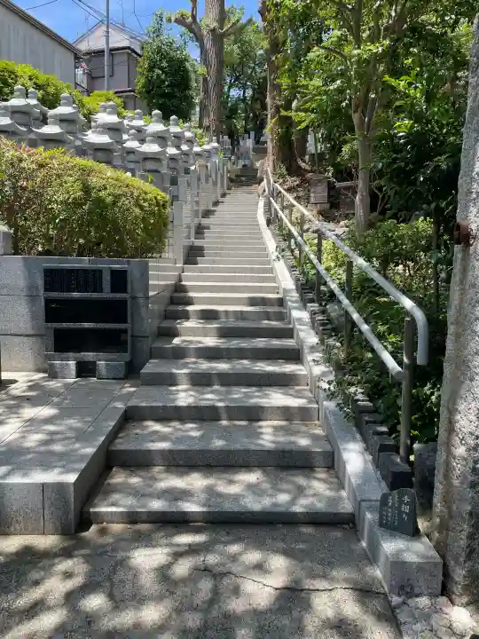 浄土宗 光明山 大蓮寺(照曜会館)(神奈川県)