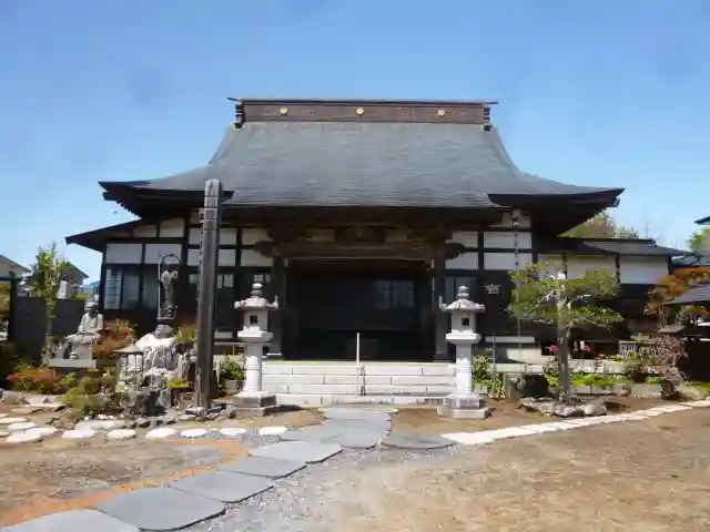 高寅寺の本殿・本堂