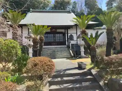 盛徳寺の{uncategorized: "未分類", other: "その他", undefined: "問題あり", building: "その他建物", grave: "お墓", sacred_gate: "鳥居", guardian: "狛犬", statue: "像", buddha: "仏像", history: "歴史", nature: "自然", garden: "庭園", animal: "動物", pagoda: "塔", temizu: "手水舎", mountain_gate: "山門・神門", sanctuary: "本殿・本堂", subordinate: "末社・摂社", art: "芸術", scenery: "景色", jizo: "地蔵", ema: "絵馬", goshuin: "御朱印", omikuji: "おみくじ", items: "授与品その他", amulet: "お守り", goshuincho: "御朱印帳", eats: "食事", festival: "お祭り", votive_dance: "神楽", shichigosan: "七五三参", wedding: "結婚式", experience: "体験その他", initially: "初詣", around: "周辺", anti_infection: "感染症対策"}