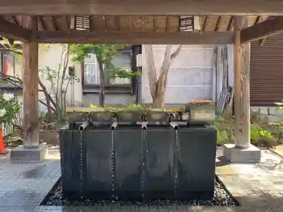 善知鳥神社の手水舎