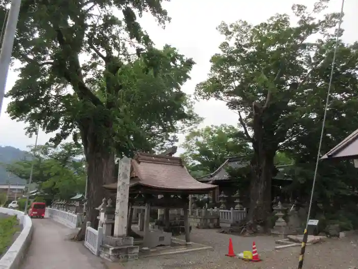 長岡神社の建物その他