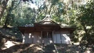 八幡神社の本殿・本堂