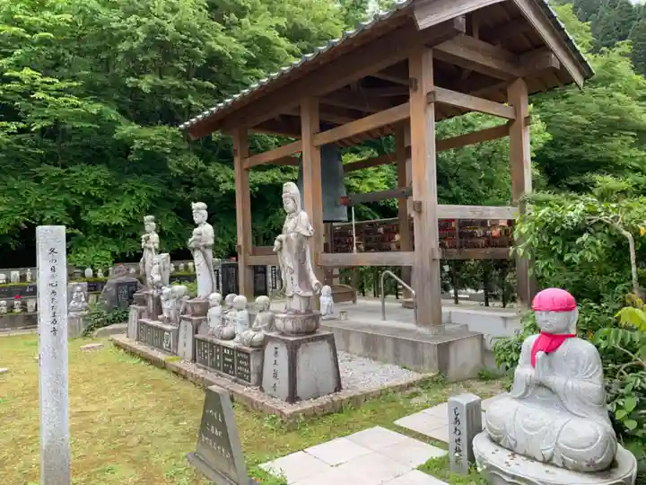 御誕生寺(猫寺)(福井県)