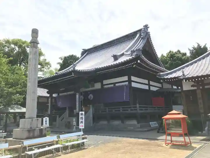 曼荼羅寺の本殿・本堂