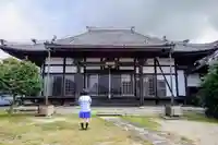 信谷院の本殿・本堂