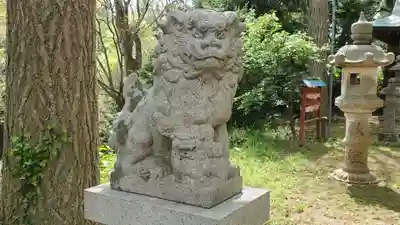 八幡神社の狛犬