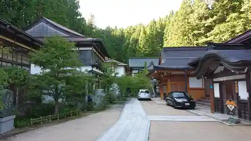 明王院のその他建物
