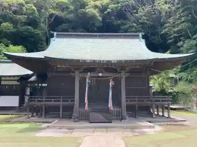 洲崎神社の{uncategorized: "未分類", other: "その他", undefined: "問題あり", building: "その他建物", grave: "お墓", sacred_gate: "鳥居", guardian: "狛犬", statue: "像", buddha: "仏像", history: "歴史", nature: "自然", garden: "庭園", animal: "動物", pagoda: "塔", temizu: "手水舎", mountain_gate: "山門・神門", sanctuary: "本殿・本堂", subordinate: "末社・摂社", art: "芸術", scenery: "景色", jizo: "地蔵", ema: "絵馬", goshuin: "御朱印", omikuji: "おみくじ", items: "授与品その他", amulet: "お守り", goshuincho: "御朱印帳", eats: "食事", festival: "お祭り", votive_dance: "神楽", shichigosan: "七五三参", wedding: "結婚式", experience: "体験その他", initially: "初詣", around: "周辺", anti_infection: "感染症対策"}