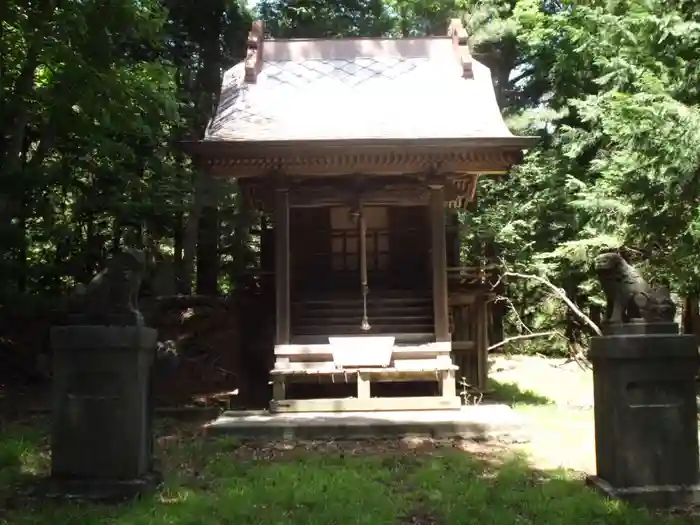 甲子郷日月神社の本殿