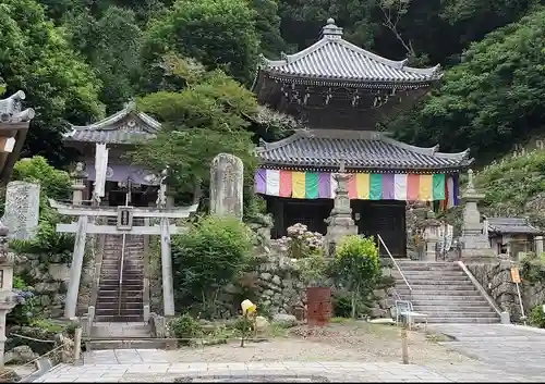 奥之院（岩屋寺）(愛知県)