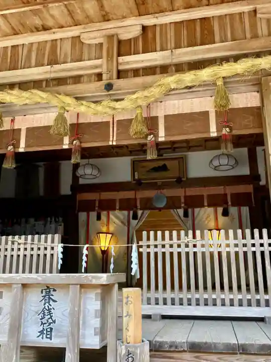 丹生川上神社(下社)の本殿・本堂