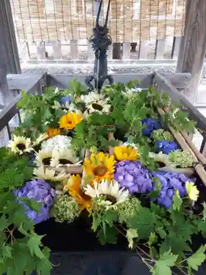 江南神社の手水舎