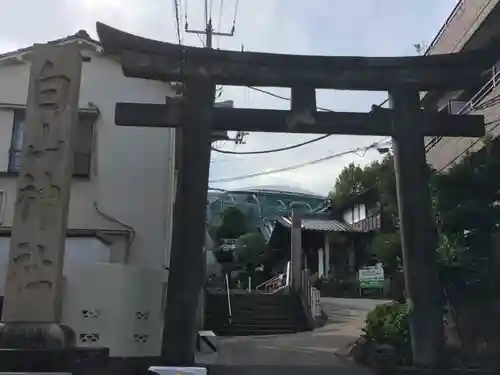 白山神社の鳥居