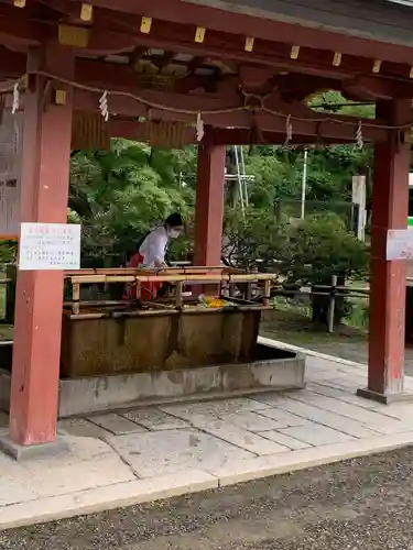 津島神社の手水舎