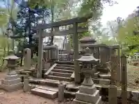 高龗神社の{uncategorized: "未分類", other: "その他", undefined: "問題あり", building: "その他建物", grave: "お墓", sacred_gate: "鳥居", guardian: "狛犬", statue: "像", buddha: "仏像", history: "歴史", nature: "自然", garden: "庭園", animal: "動物", pagoda: "塔", temizu: "手水舎", mountain_gate: "山門・神門", sanctuary: "本殿・本堂", subordinate: "末社・摂社", art: "芸術", scenery: "景色", jizo: "地蔵", ema: "絵馬", goshuin: "御朱印", omikuji: "おみくじ", items: "授与品その他", amulet: "お守り", goshuincho: "御朱印帳", eats: "食事", festival: "お祭り", votive_dance: "神楽", shichigosan: "七五三参", wedding: "結婚式", experience: "体験その他", initially: "初詣", around: "周辺", anti_infection: "感染症対策"}
